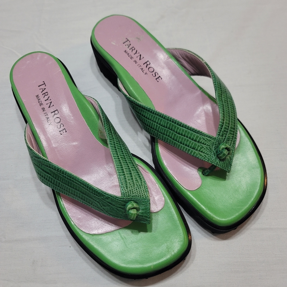 Taryn Rose Split Toe Sandals Womens Size 6.5 EUC